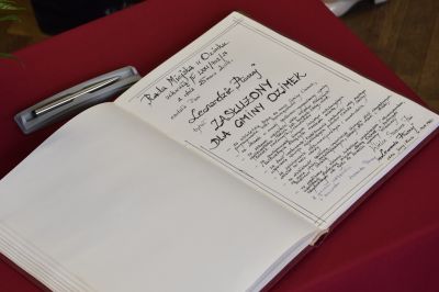 Leonarda Płoszaj odznaczona tytułem "Zasłużony dla Gminy Ozimek"